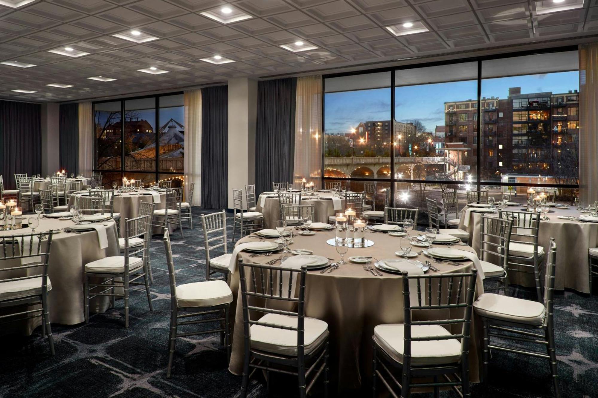 Marriott Knoxville Downtown Екстер'єр фото
